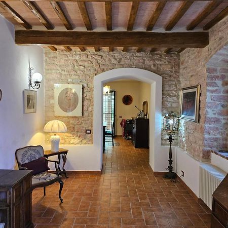 La Rosa Dei Venti - Country House Fossato di Vico Экстерьер фото