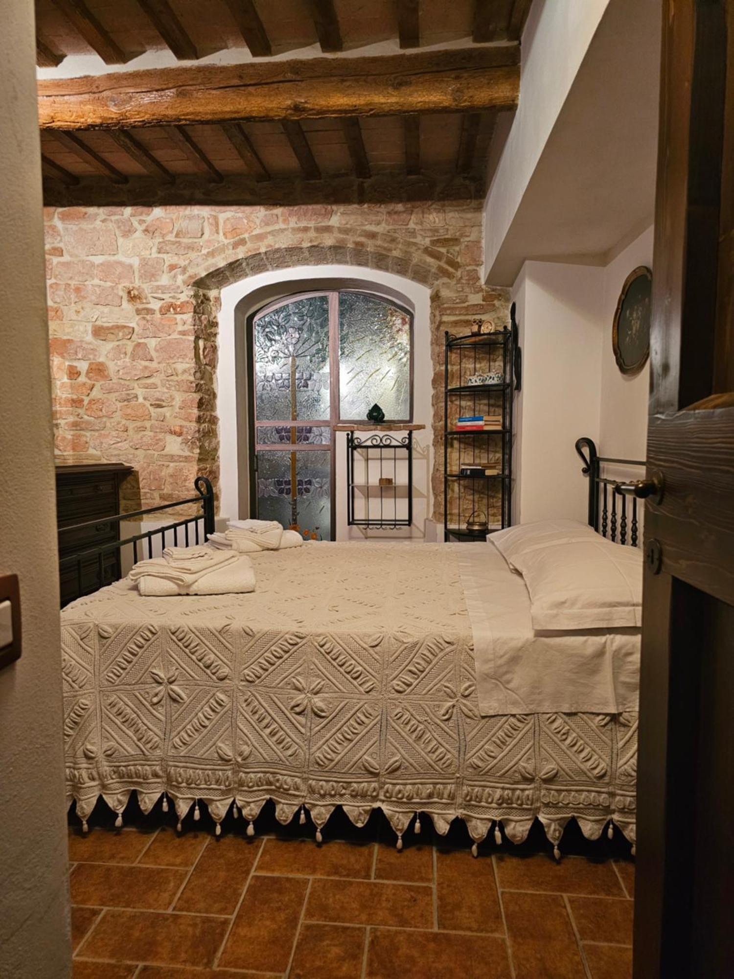 La Rosa Dei Venti - Country House Fossato di Vico Экстерьер фото