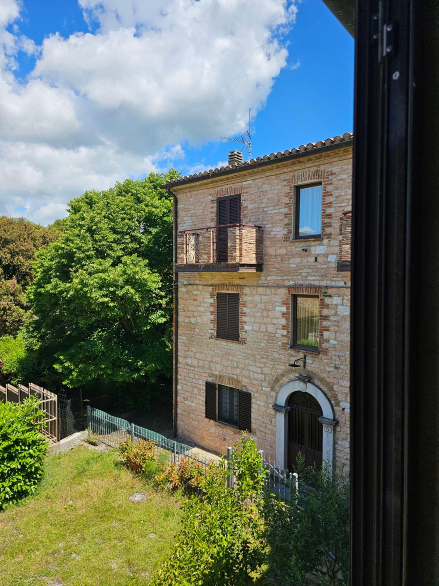 La Rosa Dei Venti - Country House Fossato di Vico Экстерьер фото